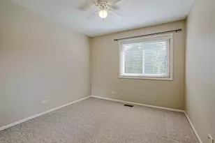485 Esselen Ct, Carol Stream, IL 60188 - Photo 25