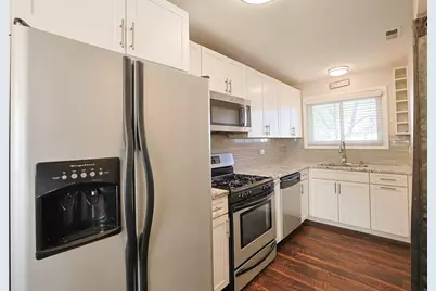 485 Esselen Court, Carol Stream, IL 60188 - Photo 11