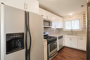 485 Esselen Ct, Carol Stream, IL 60188 - Photo 11