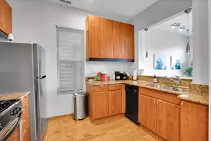 1618 W Blackhawk St, Chicago, IL 60622 - Photo 11