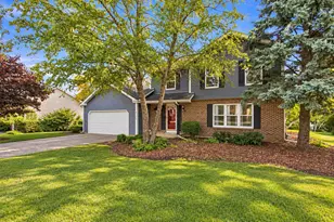 1320 Springhill Dr, Algonquin, IL 60102 - Photo 1
