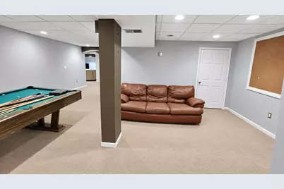 404 E Oak Street, Leroy, IL 61752 - Photo 23