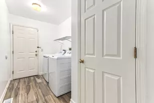 199 Willowwood Dr, Oswego, IL 60543 - Photo 13