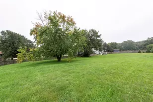 542 Meadow Ct, Winthrop Harbor, IL 60096 - Photo 41