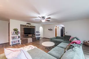 542 Meadow Ct, Winthrop Harbor, IL 60096 - Photo 17