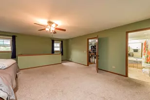 542 Meadow Ct, Winthrop Harbor, IL 60096 - Photo 25