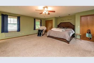 542 Meadow Court, Winthrop Harbor, IL 60096 - Photo 23
