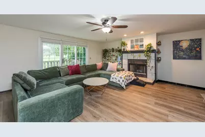 542 Meadow Court, Winthrop Harbor, IL 60096 - Photo 15