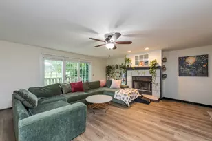 542 Meadow Ct, Winthrop Harbor, IL 60096 - Photo 15