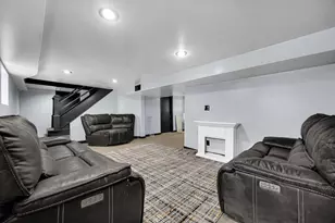 11351 S Wallace St, Chicago, IL 60628 - Photo 13