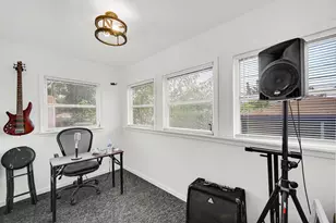 11351 S Wallace St, Chicago, IL 60628 - Photo 11