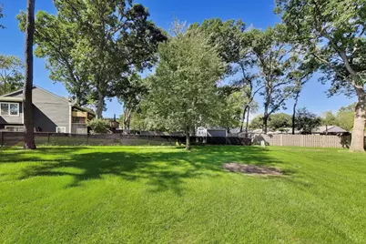 738 Dartmouth Drive, Island Lake, IL 60042 - Photo 27