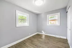 590 W 16th St, Chicago Heights, IL 60411 - Photo 11