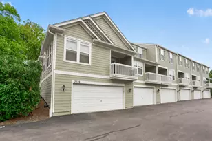 2429 Emily Ln, Elgin, IL 60124 - Photo 35