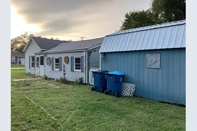 2407 W 3rd Street, Dixon, IL 61021 - Photo 25