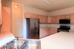7 Blue Stem Ct, Streamwood, IL 60107 - Photo 5