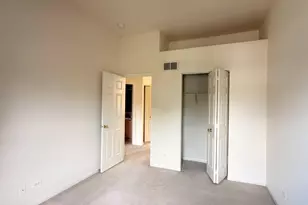 7 Blue Stem Ct, Streamwood, IL 60107 - Photo 13