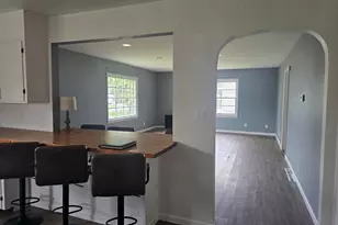 108 S Belmont St, Bowen, IL 62316 - Photo 5