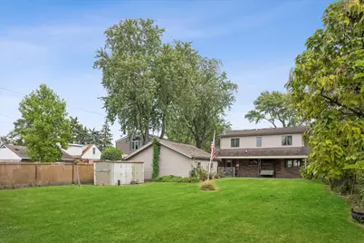7024 Garden Lane, Bridgeview, IL 60455 - Photo 17