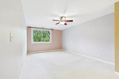 450 Raintree Court #2K, Glen Ellyn, IL 60137 - Photo 9