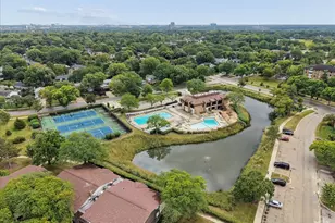 450 Raintree Ct, Glen Ellyn, IL 60137 - Photo 21