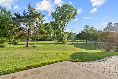 1002 Castleshire Drive, Woodstock, IL 60098 - Photo 21