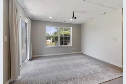 1002 Castleshire Drive, Woodstock, IL 60098 - Photo 15