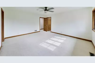 1400 Kurtis Lane, Lake Forest, IL 60045 - Photo 33