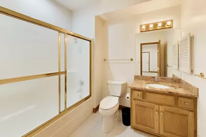 1400 Kurtis Lane, Lake Forest, IL 60045 - Photo 21