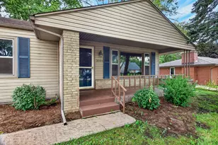 3104 Sunnyside Dr, Rockford, IL 61114 - Photo 5