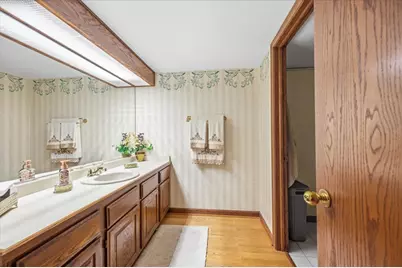 100 Red Top Drive #303, Libertyville, IL 60048 - Photo 19
