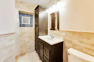 3427 S Emerald Ave, Chicago, IL 60616 - Photo 9