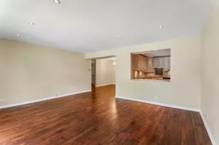 3950 Dundee Rd, Northbrook, IL 60062 - Photo 9