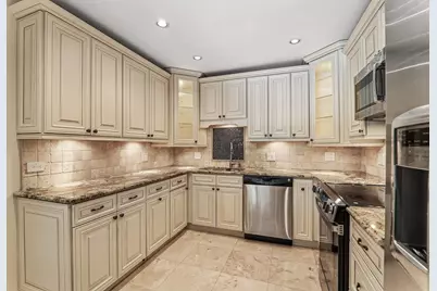 3950 Dundee Road #203, Northbrook, IL 60062 - Photo 3