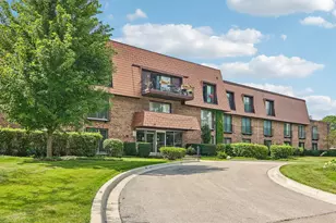 3950 Dundee Rd, Northbrook, IL 60062 - Photo 1