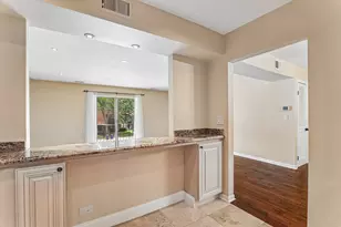 3950 Dundee Rd, Northbrook, IL 60062 - Photo 5
