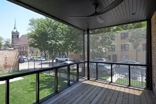 2039 N Humboldt Blvd, Chicago, IL 60647 - Photo 15