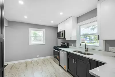 576 W 16th Street, Chicago Heights, IL 60411 - Photo 7