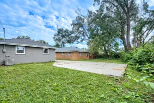 576 W 16th St, Chicago Heights, IL 60411 - Photo 11
