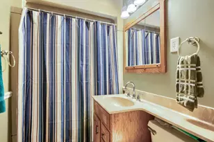 9100 S Central Park Ave, Evergreen Park, IL 60805 - Photo 11
