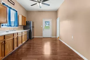 407 5th St, Riverdale, IL 61851 - Photo 7