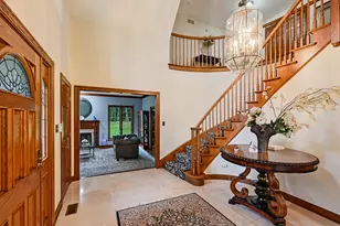 1711 Midwest Club Pkwy, Oak Brook, IL 60523 - Photo 3