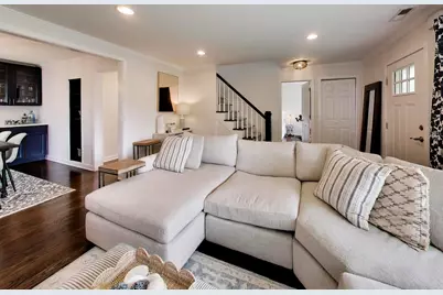 5005 N Rutherford Avenue, Chicago, IL 60656 - Photo 5