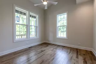 807 Lakeview Dr, Round Lake, IL 60073 - Photo 5