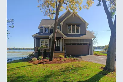 807 Lakeview Drive, Round Lake, IL 60073 - Photo 1