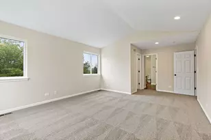 2118 Preswick Ln, Woodstock, IL 60098 - Photo 17