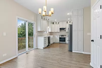 2118 Preswick Lane, Woodstock, IL 60098 - Photo 5