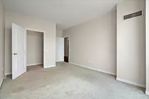 757 N Orleans St, Chicago, IL 60654 - Photo 25