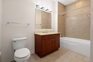 757 N Orleans St, Chicago, IL 60654 - Photo 27