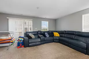 3758 Bissel Dr, Yorkville, IL 60560 - Photo 7